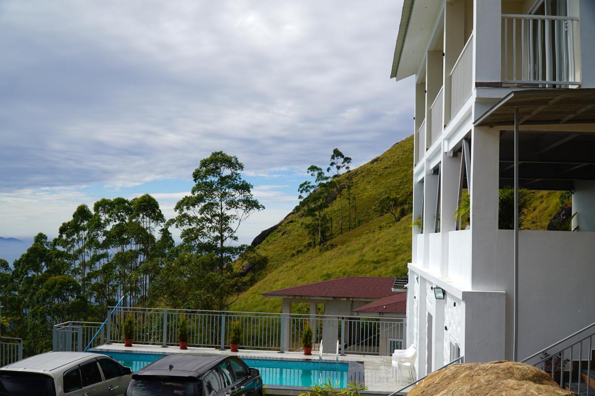 The Clouds End Hotel Devikolam Luaran gambar